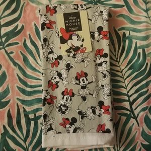 2 Pack Disney Minnie Mouse Kitchen Towels Hand Towel Grey Cute Red Bow NWT